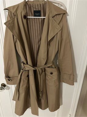 MaxMara Tan Tie-Waist Trench Coat size 38 (S) US size 4/6